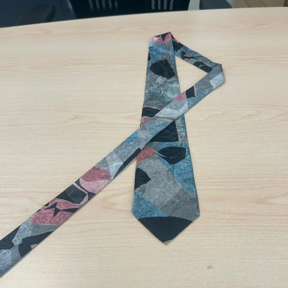 Christian Dior vintage tie medium width-  excellent condition 80’s no fab label - Picture 7 of 9